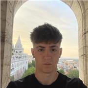 Estoy en primer curso de educación primaria y a sido mi vocación desde siempre la de dar clases y ayudar a quien necesite ayuda